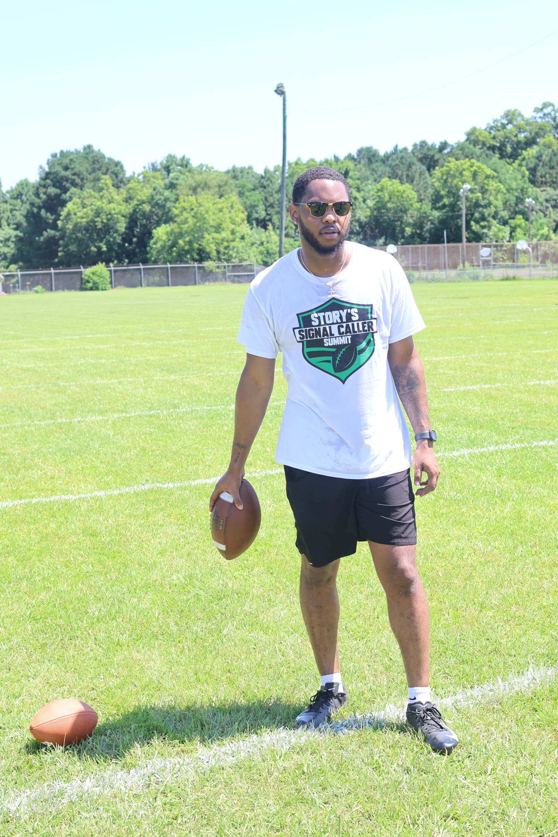 Clifford Story, III on the field